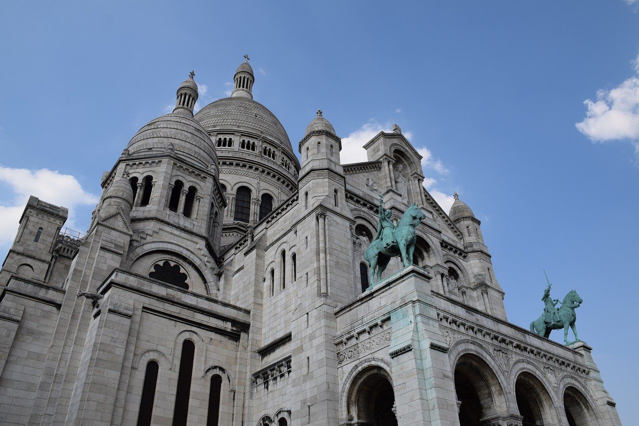 sacre 3831872 1280